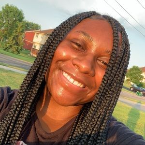 Meet your Posher, Paris